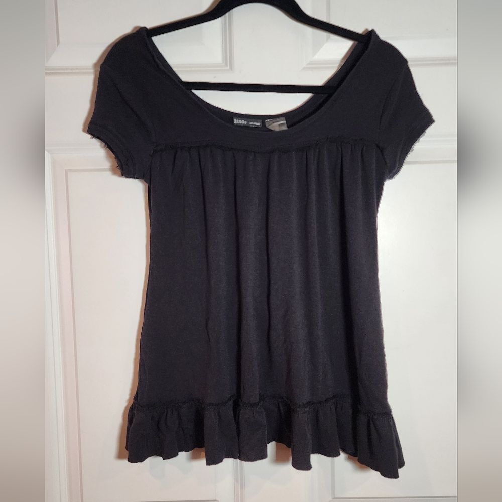 Linq Black Ruffle Short Sleeve Open Back Top M